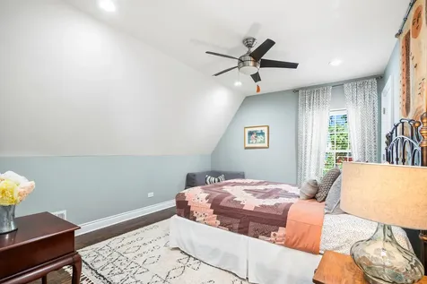 1109 North Karlov Avenue Chicago IL 60651