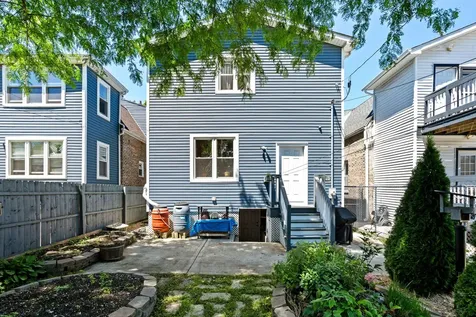 1109 North Karlov Avenue Chicago IL 60651