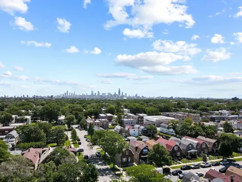 1109 North Karlov Avenue Chicago IL 60651