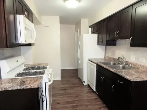 214 Redwood Court Vernon Hills IL 60061