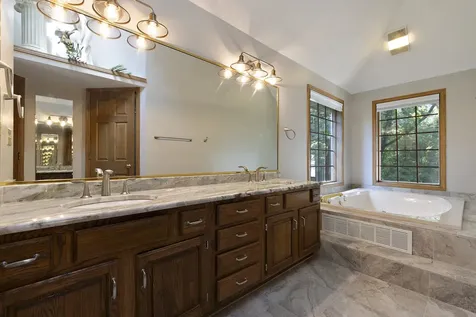 11705 Braemar Circle Belvidere IL 61008