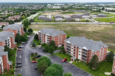 7920 Trinity Circle Tinley Park IL 60487