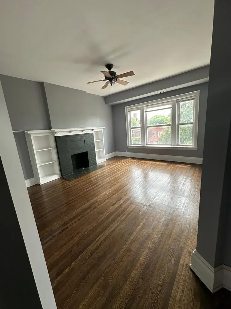 4354 West Washington Boulevard Chicago IL 60624