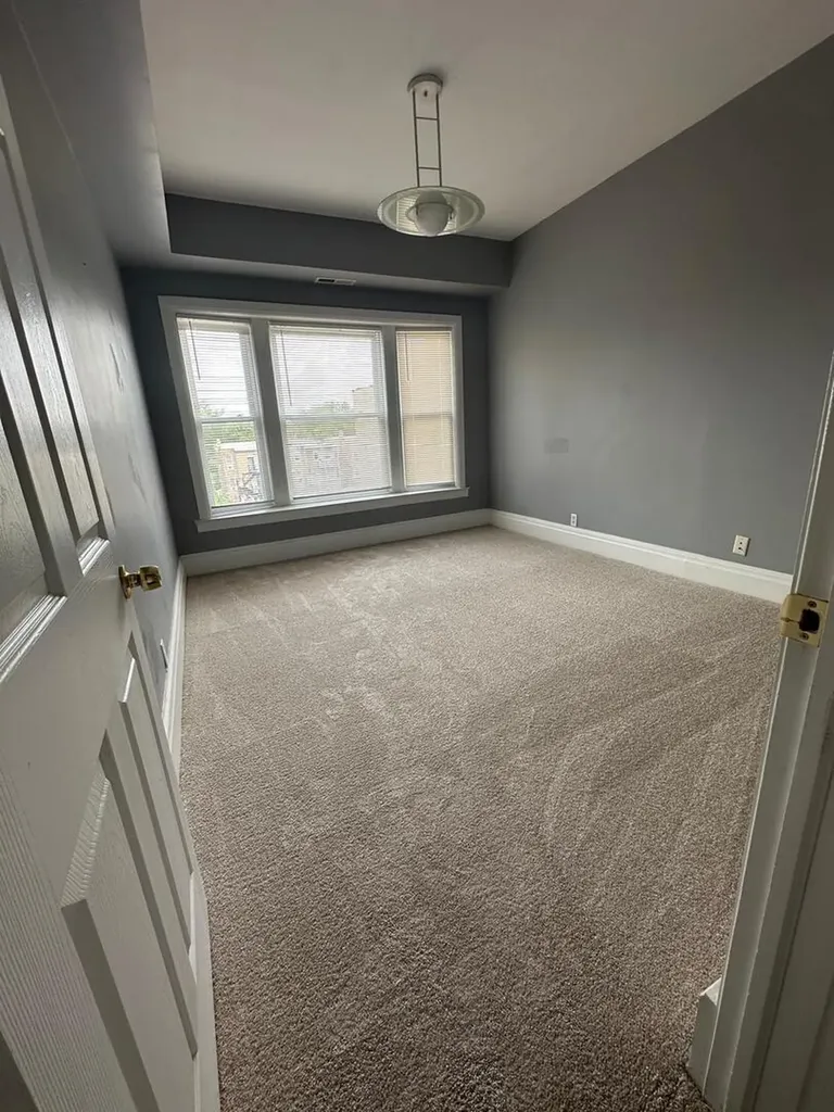 4354 West Washington Boulevard Chicago IL 60624