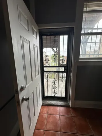 4354 West Washington Boulevard Chicago IL 60624