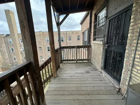 4354 West Washington Boulevard Chicago IL 60624