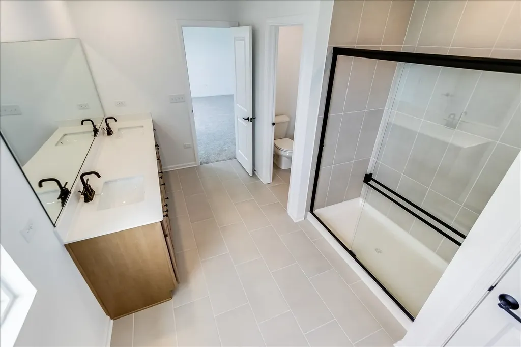 26321 West Sablewood Circle Plainfield IL 60585