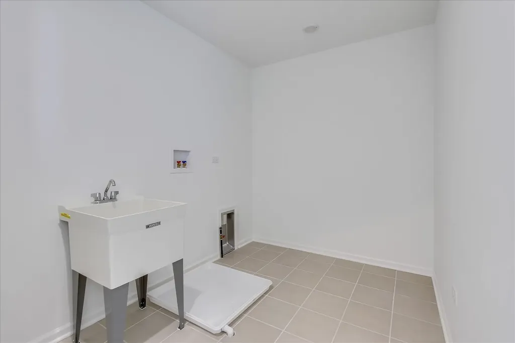 26321 West Sablewood Circle Plainfield IL 60585