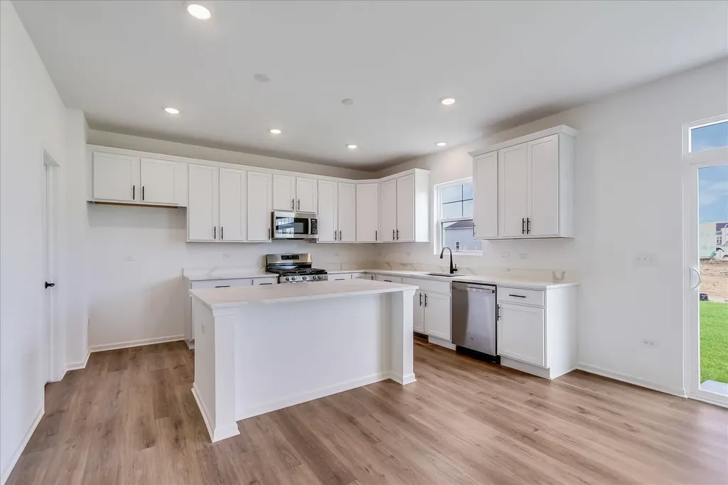26321 West Sablewood Circle Plainfield IL 60585