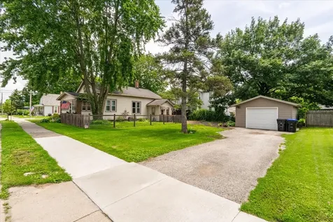 211 East Lincoln Street Bloomington IL 61701