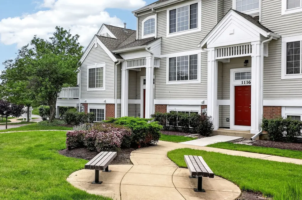 1114 Andover Court Glendale Heights IL 60139