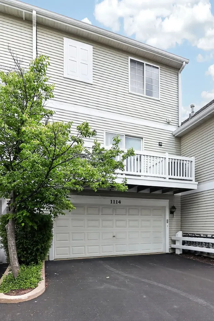 1114 Andover Court Glendale Heights IL 60139