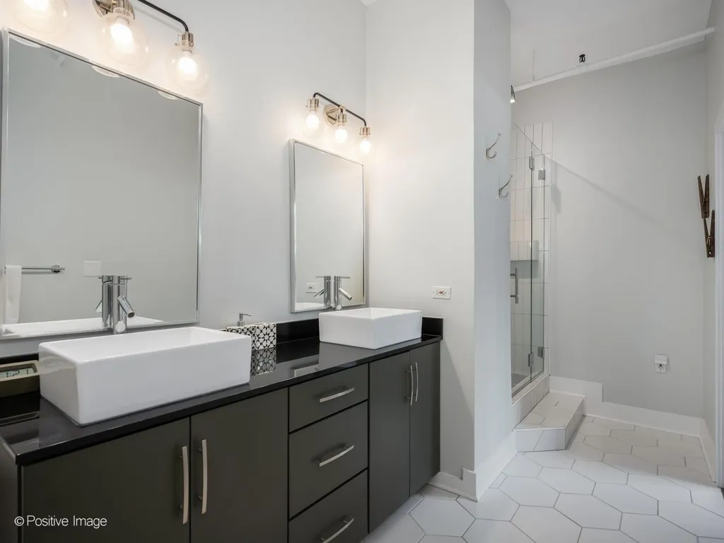 1101 West Armitage Avenue Chicago IL 60614