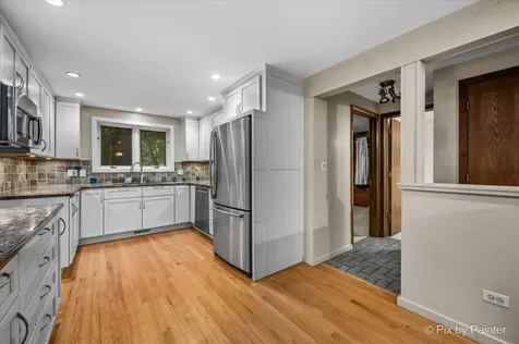 14 Lake Shore Drive Oakwood Hills IL 60013