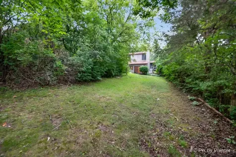 14 Lake Shore Drive Oakwood Hills IL 60013
