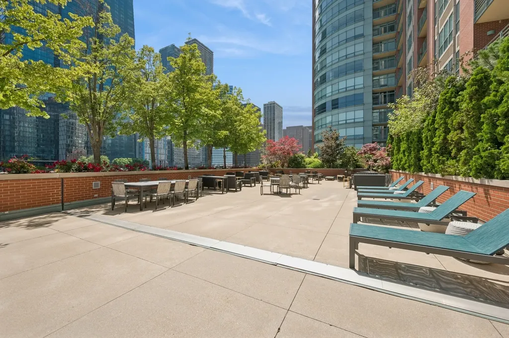 445 East North Water Street Chicago IL 60611