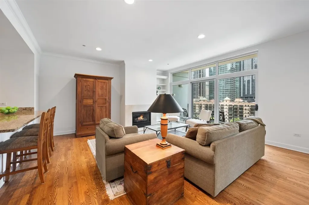 445 East North Water Street Chicago IL 60611