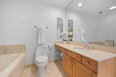 445 East North Water Street Chicago IL 60611