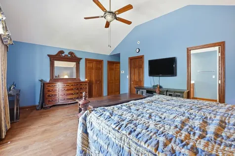 5733 West 97th Street Oak Lawn IL 60453