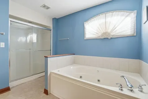 5733 West 97th Street Oak Lawn IL 60453