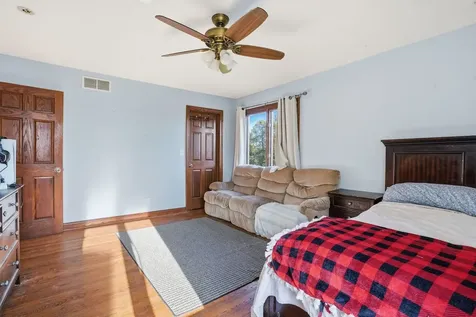 5733 West 97th Street Oak Lawn IL 60453