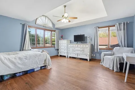 5733 West 97th Street Oak Lawn IL 60453