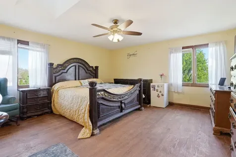 5733 West 97th Street Oak Lawn IL 60453