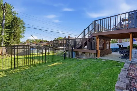 5733 West 97th Street Oak Lawn IL 60453