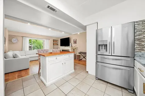 5800 West 105th Street Oak Lawn IL 60453