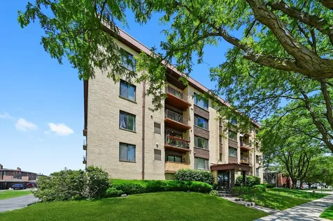5800 West 105th Street Oak Lawn IL 60453