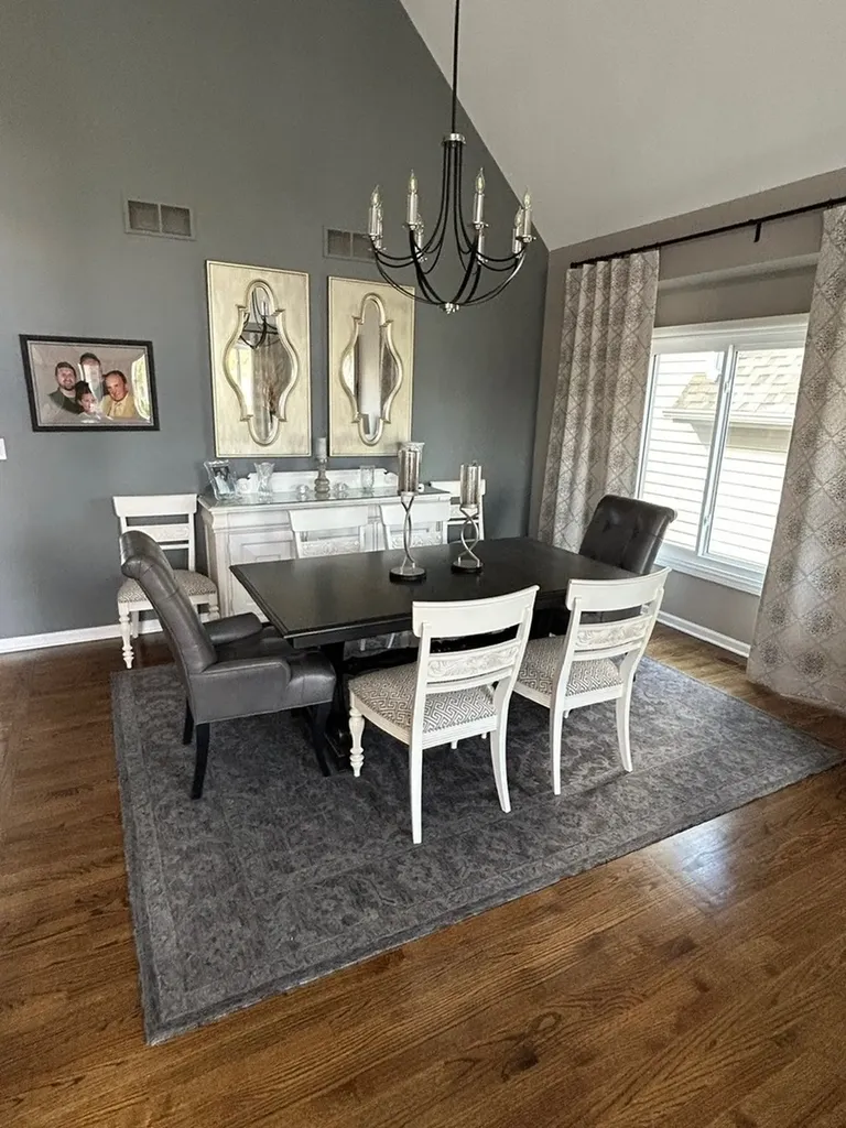 3547 Scottsdale Circle Naperville IL 60564