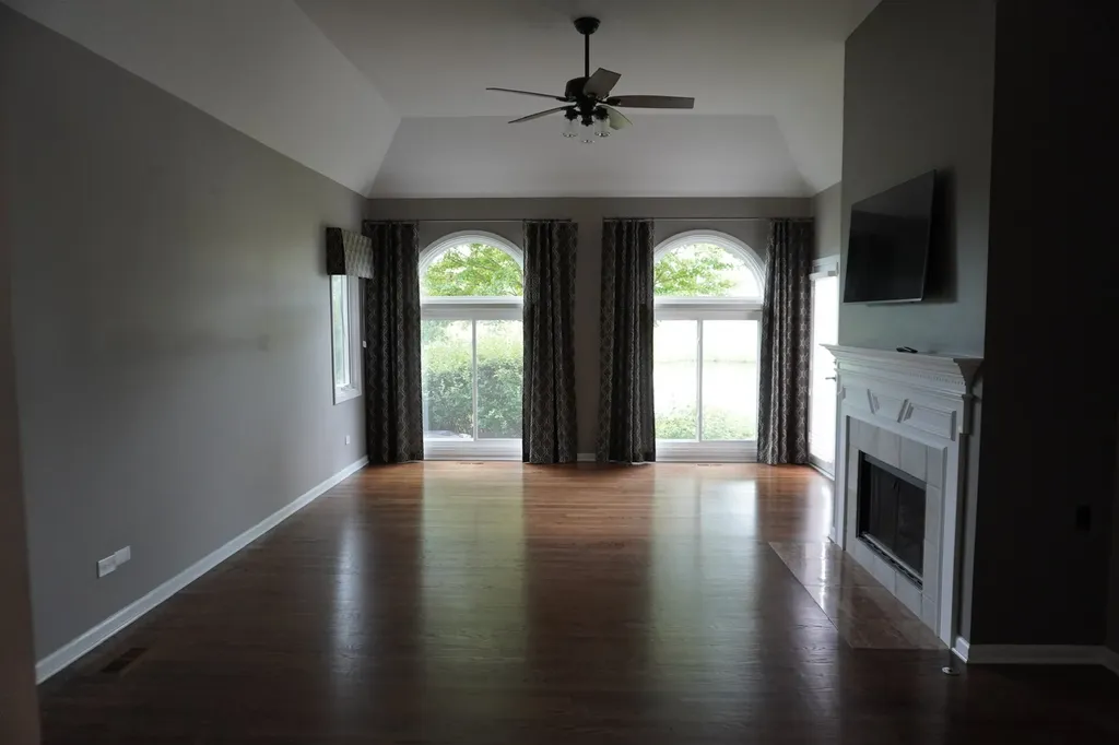 3547 Scottsdale Circle Naperville IL 60564
