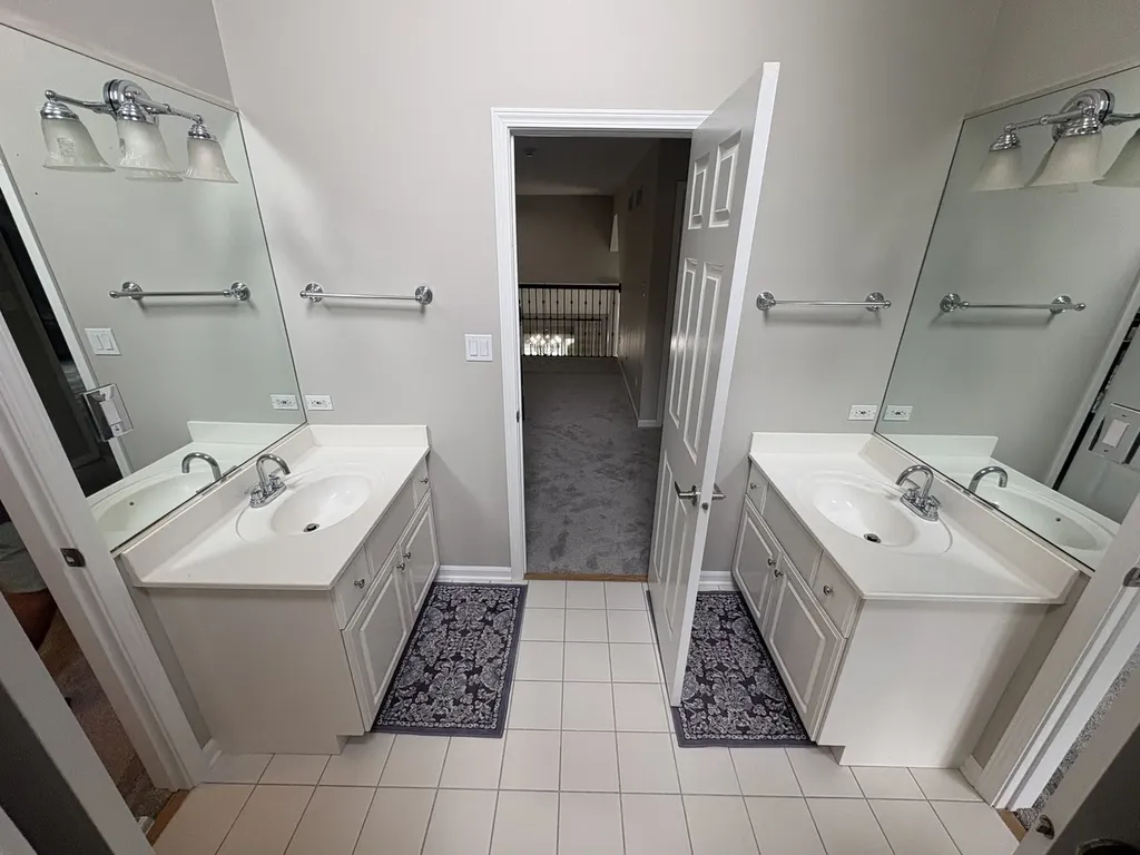 3547 Scottsdale Circle Naperville IL 60564