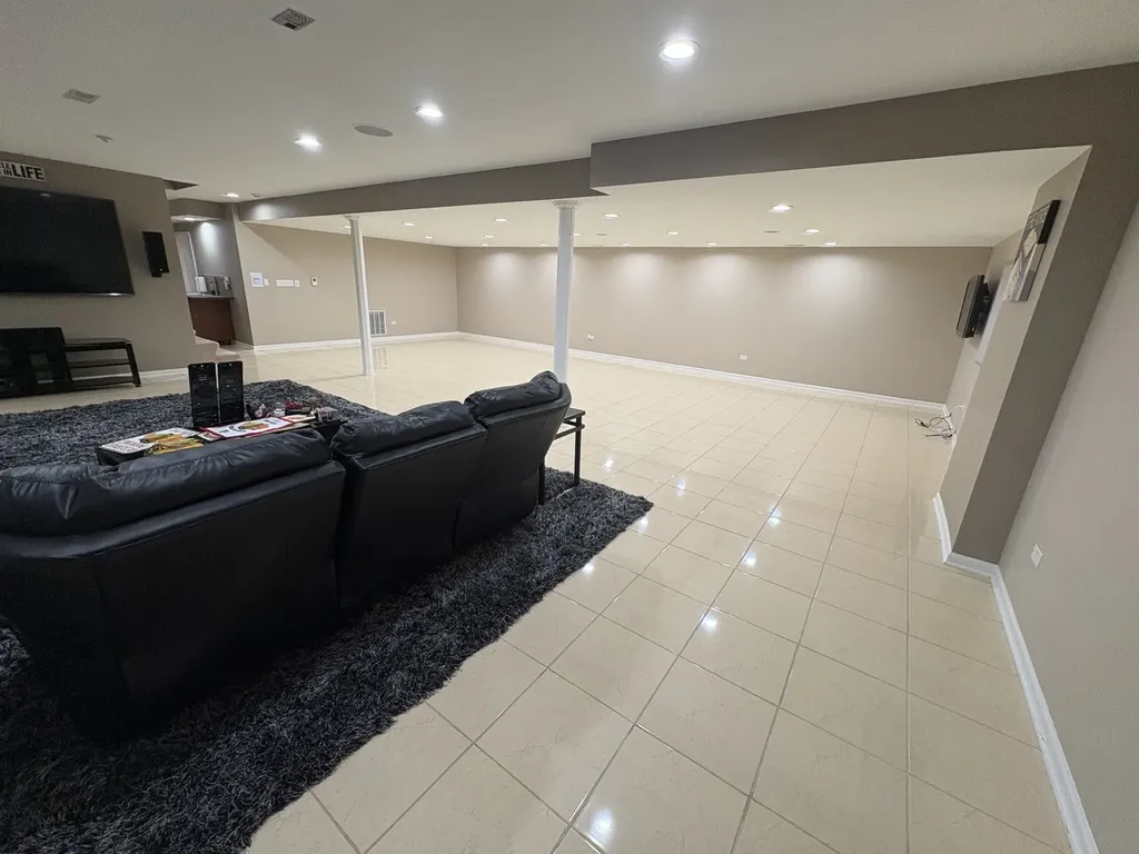 3547 Scottsdale Circle Naperville IL 60564