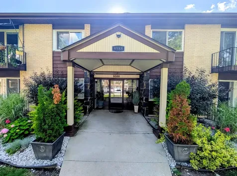 9588 Terrace Place Des Plaines IL 60016