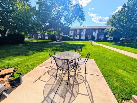 9588 Terrace Place Des Plaines IL 60016