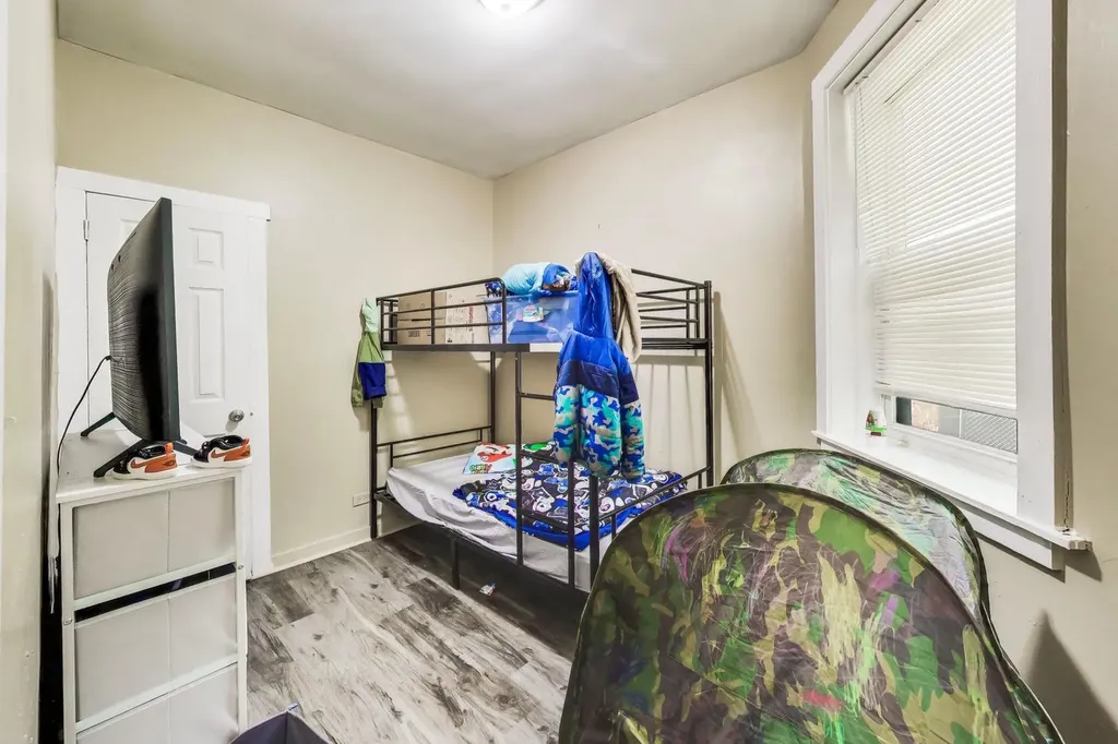 3046 West Polk Street Chicago IL 60612