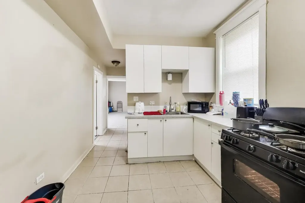 3046 West Polk Street Chicago IL 60612