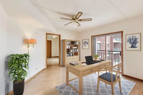 201 North Vail Avenue Arlington Heights IL 60004