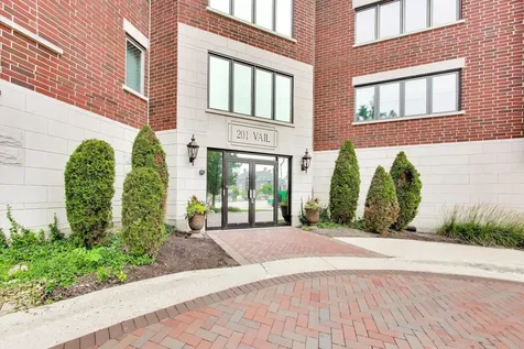 201 North Vail Avenue Arlington Heights IL 60004