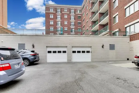 201 North Vail Avenue Arlington Heights IL 60004