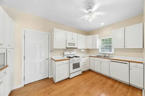 875 West Wilson Street Palatine IL 60067