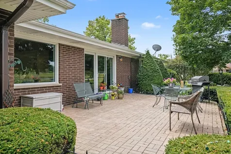 252 Cardinal Drive Bloomingdale IL 60108