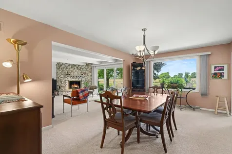 252 Cardinal Drive Bloomingdale IL 60108