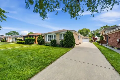 5835 Reba Street Morton Grove IL 60053
