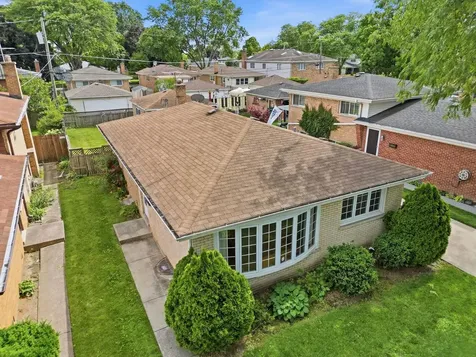 5835 Reba Street Morton Grove IL 60053