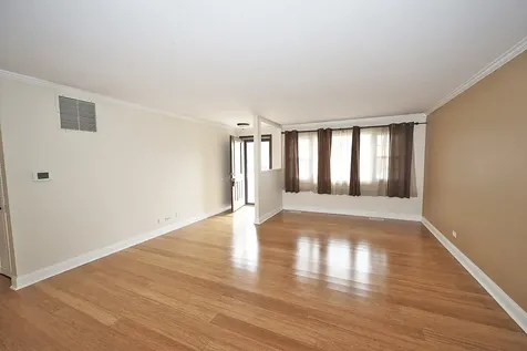 503 Case Court Schaumburg IL 60193