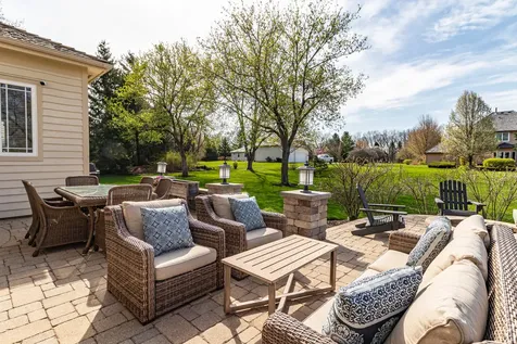38868 North Oakcrest Lane Wadsworth IL 60083