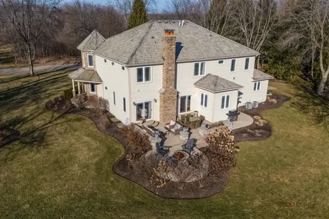 38868 North Oakcrest Lane Wadsworth IL 60083