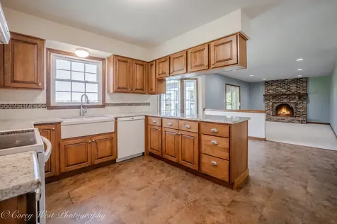 1N164 Stargrass Lane Elburn IL 60119